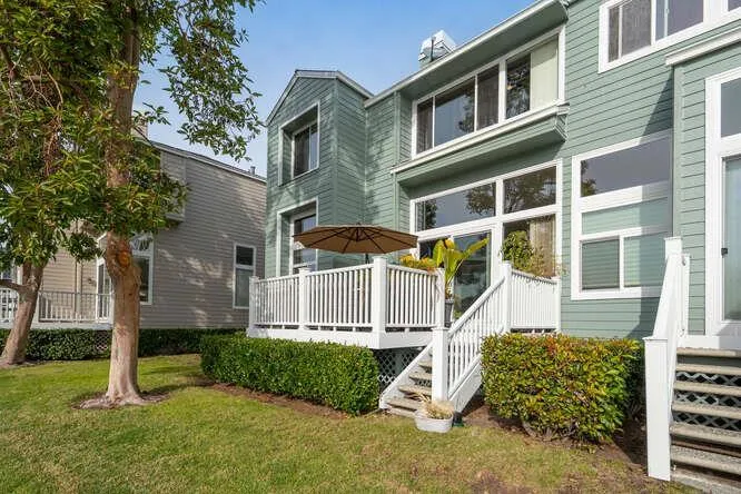816 Sovereign Way, None, California 94065