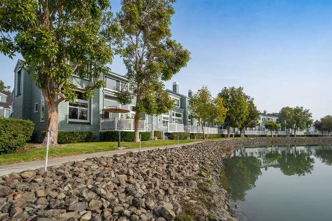 816 Sovereign Way, None, California 94065