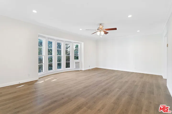 345 N Sycamore Avenue 349, Los Angeles, California 90036