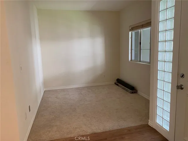 2243 Martin 214, Irvine, California 92612