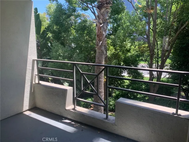 2243 Martin 214, Irvine, California 92612