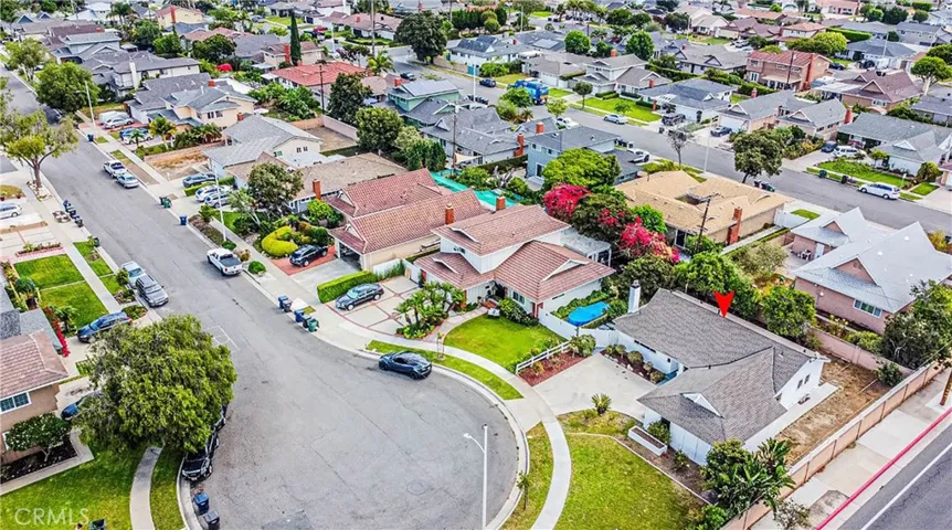 15972 Wicklow Lane, Huntington Beach, California 92647