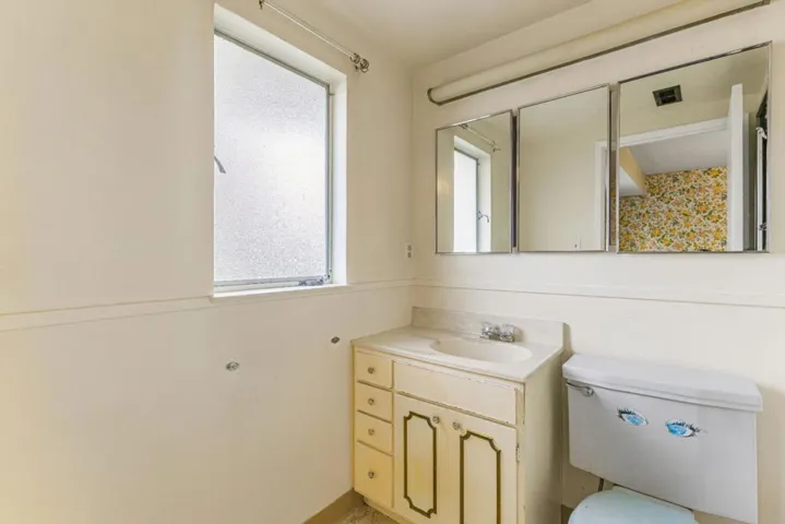 1704 Walnut Drive, Mountain View, California 94040