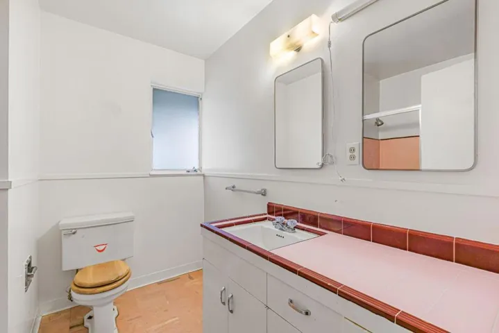 1704 Walnut Drive, Mountain View, California 94040