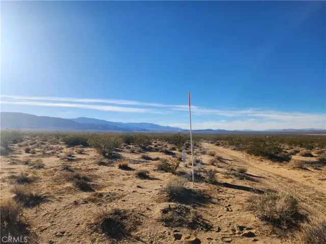 4900 Hacienda Road, Landers, California 92285