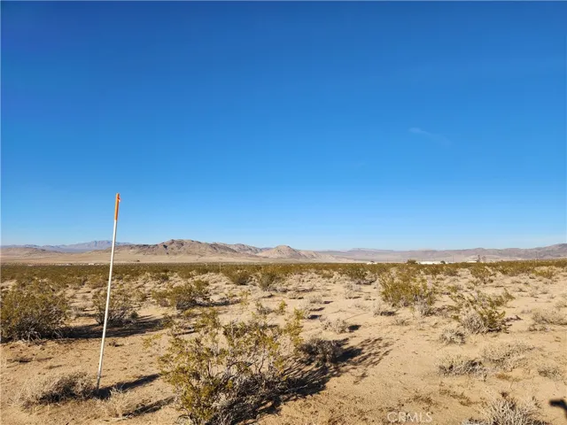 4900 Hacienda Road, Landers, California 92285