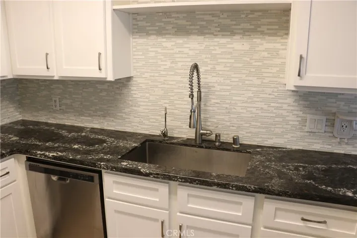 5635 E Avenida De Vinedos, Anaheim Hills, California 92807