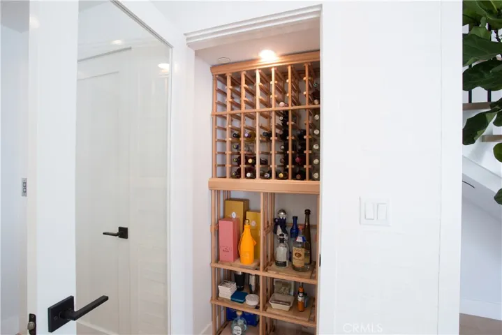 109 Onyx Avenue, Newport Beach, California 92662
