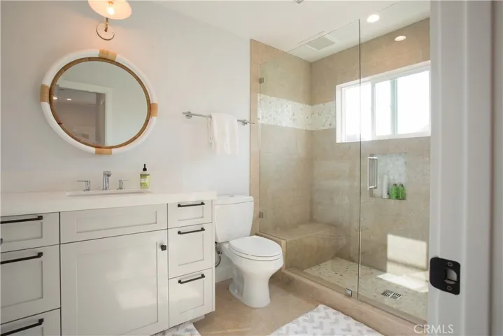 109 Onyx Avenue, Newport Beach, California 92662