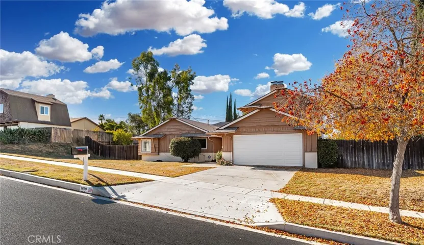 1610 Helena Lane, Redlands, California 92373