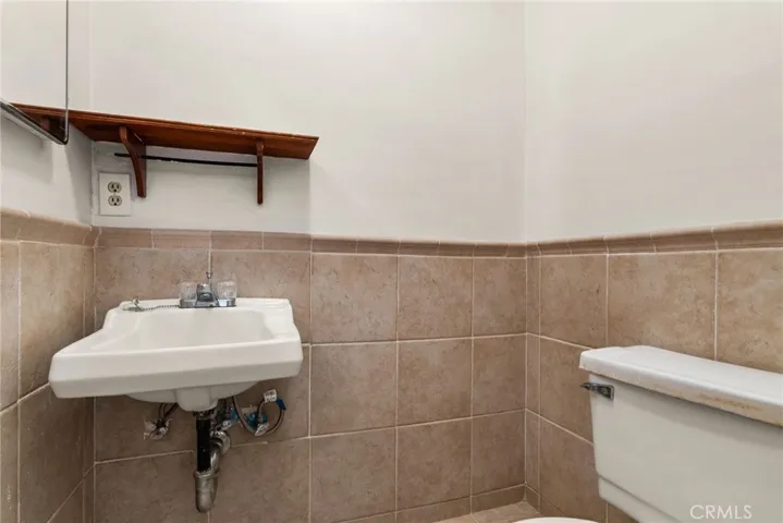 1610 Helena Lane, Redlands, California 92373