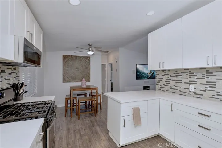 23301 Ridge Route Drive 230, Laguna Hills, California 92653