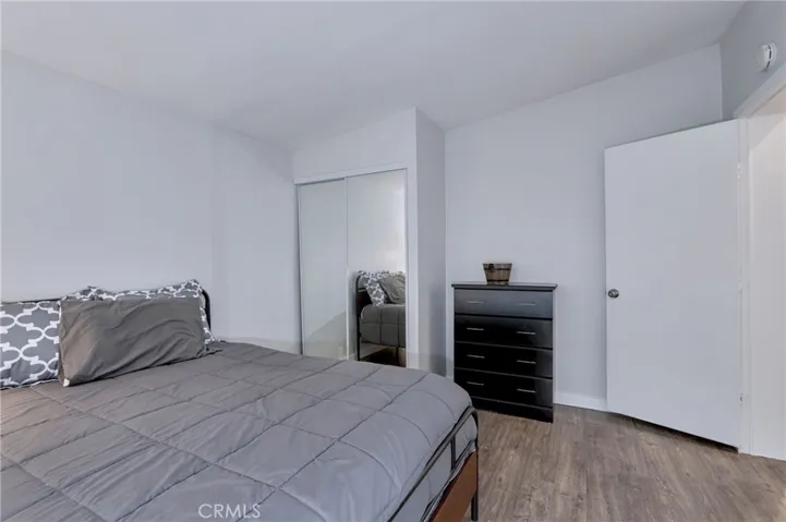 23301 Ridge Route Drive 230, Laguna Hills, California 92653