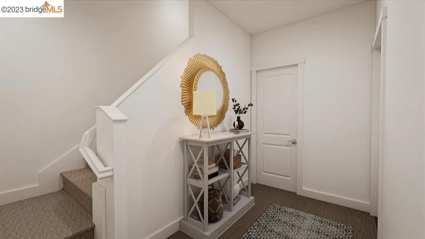 573 Somi 24, Hayward, California 94544