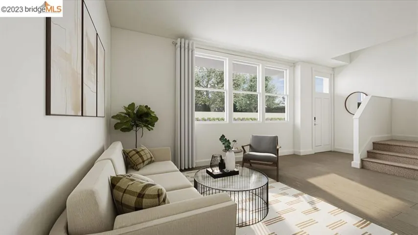 573 Somi 24, Hayward, California 94544