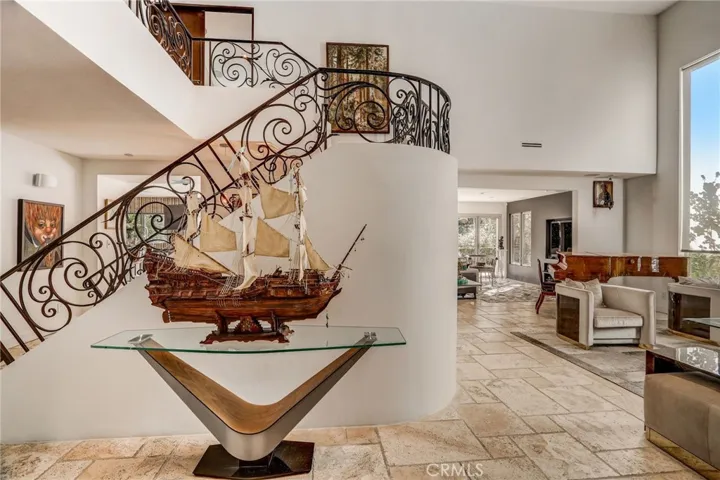 6084 Lake Lindero Drive, Agoura Hills, California 91301