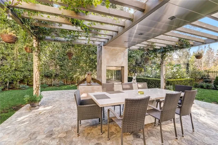 6084 Lake Lindero Drive, Agoura Hills, California 91301