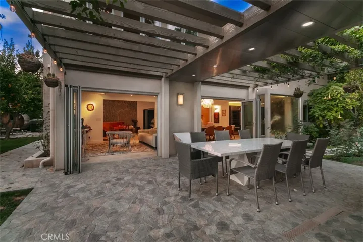 6084 Lake Lindero Drive, Agoura Hills, California 91301