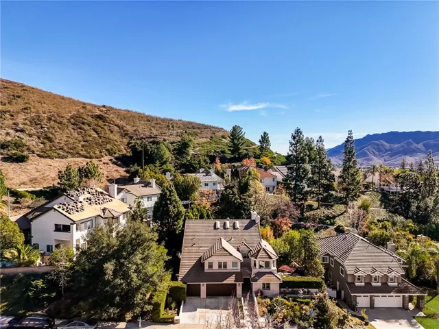 6084 Lake Lindero Drive, Agoura Hills, California 91301