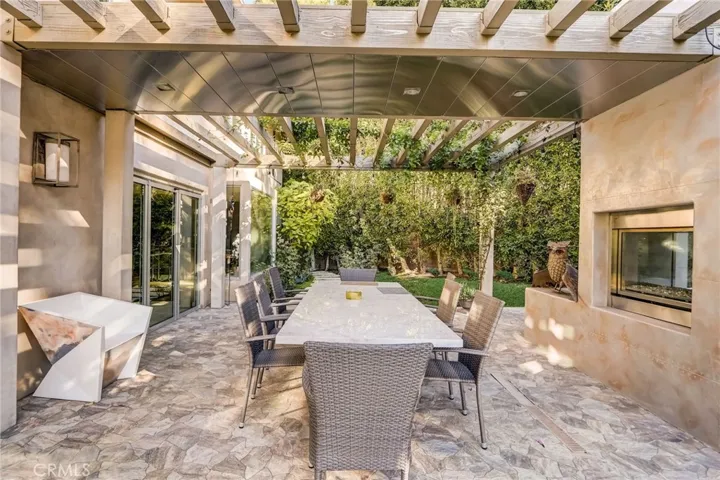 6084 Lake Lindero Drive, Agoura Hills, California 91301