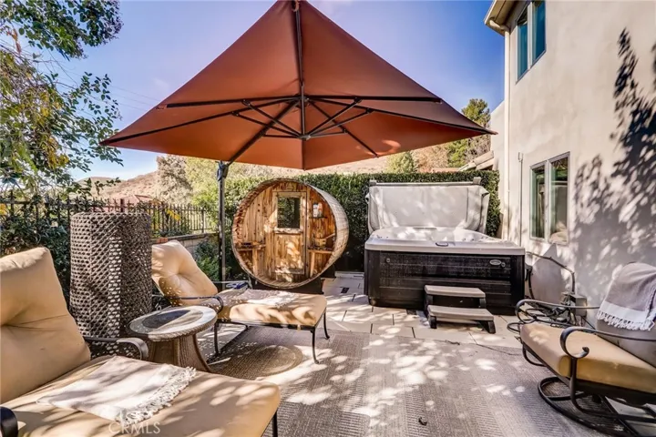 6084 Lake Lindero Drive, Agoura Hills, California 91301