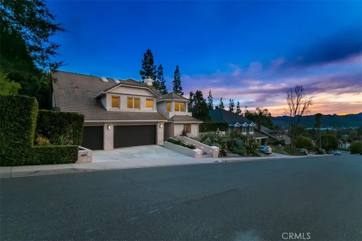 6084 Lake Lindero Drive, Agoura Hills, California 91301