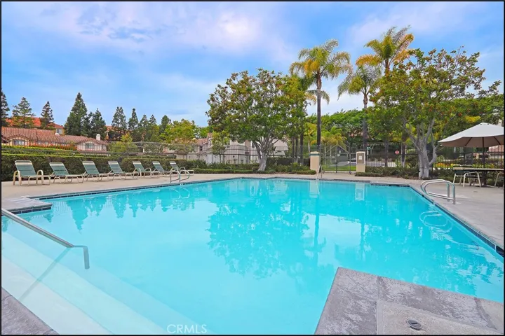 18 Meadowbrook, Aliso Viejo, California 92656
