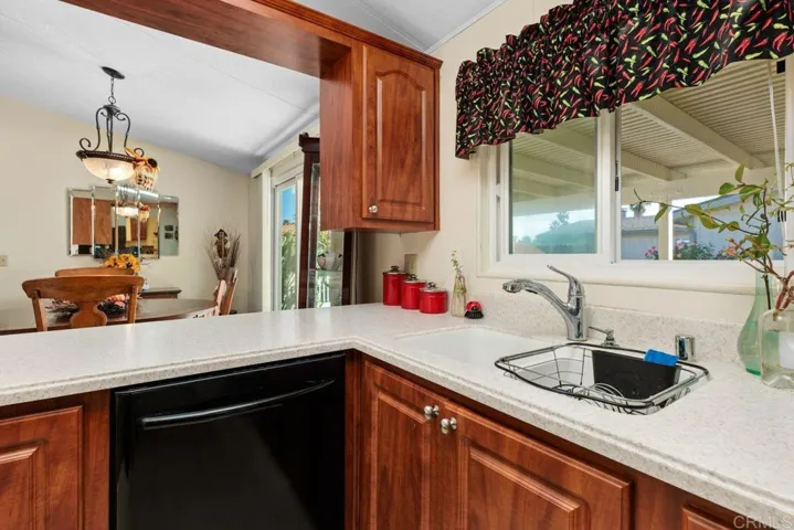 633 Via Bogota, Vista, California 92081