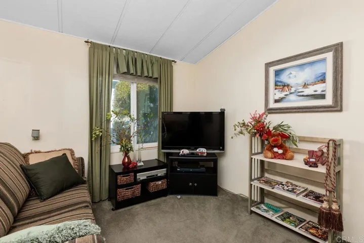 633 Via Bogota, Vista, California 92081