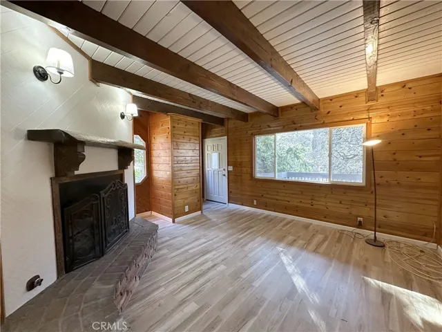 473 Boothe Lane, Crestline, California 92325