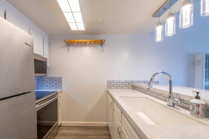 707 Fathom Drive 209, San Mateo, California 94404
