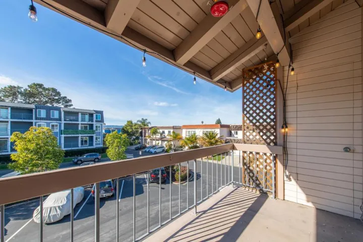 707 Fathom Drive 209, San Mateo, California 94404