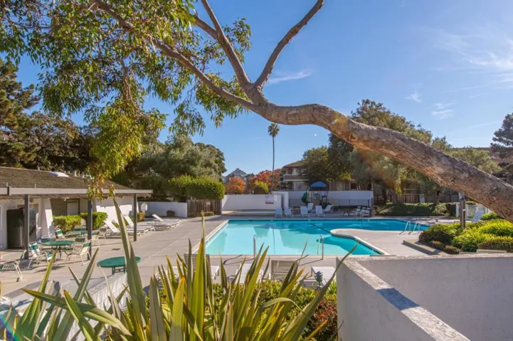 707 Fathom Drive 209, San Mateo, California 94404