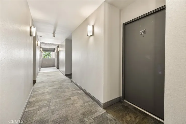 950 N Kings Road 225, West Hollywood, California 90069