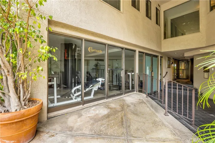 950 N Kings Road 225, West Hollywood, California 90069
