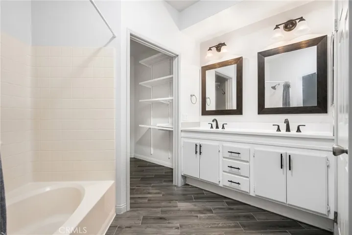 Primary Bath - double sinks