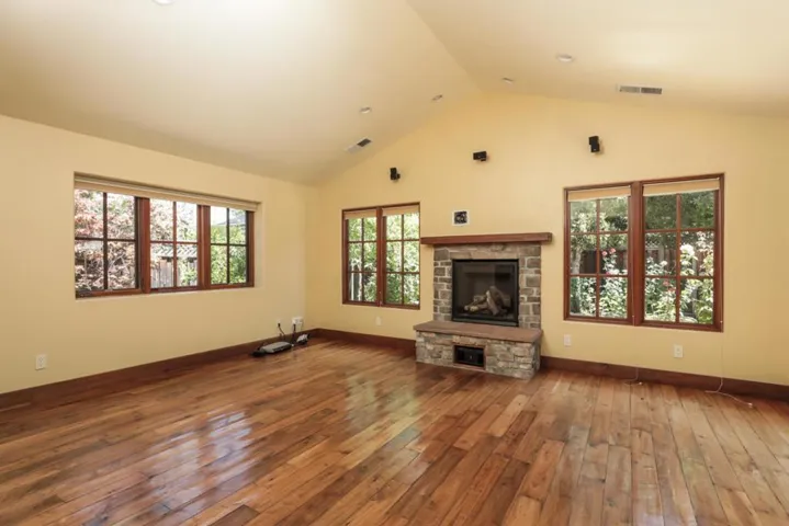 175 Higgins Avenue, Los Altos, California 94022