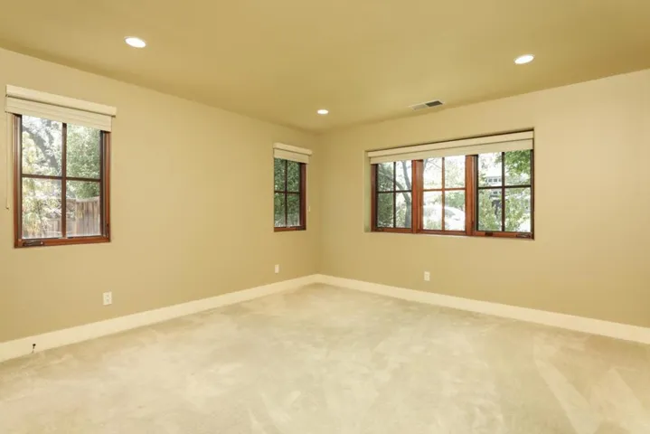 175 Higgins Avenue, Los Altos, California 94022