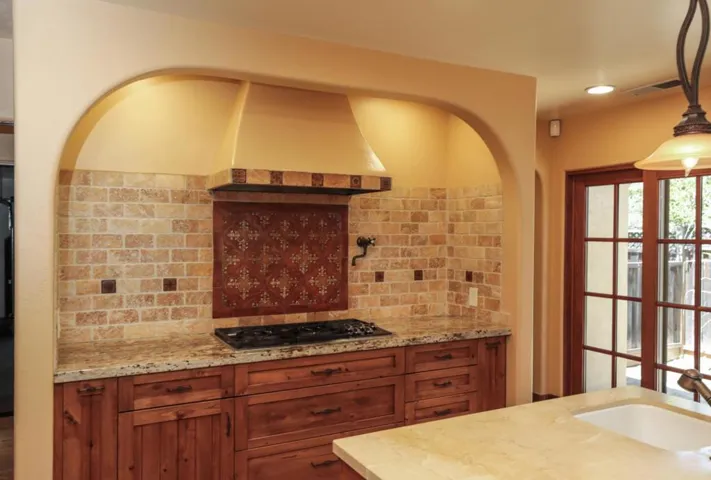 175 Higgins Avenue, Los Altos, California 94022