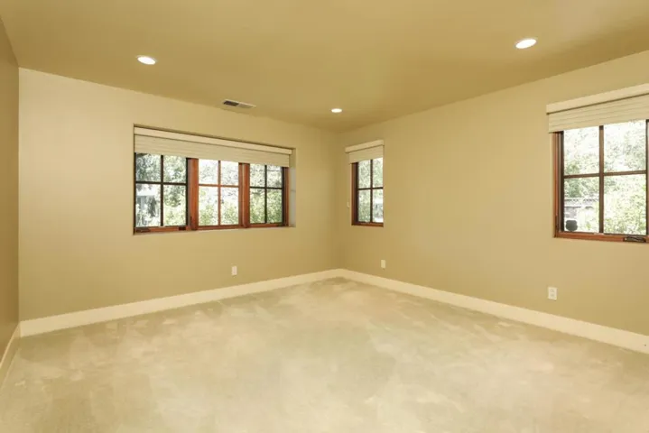 175 Higgins Avenue, Los Altos, California 94022