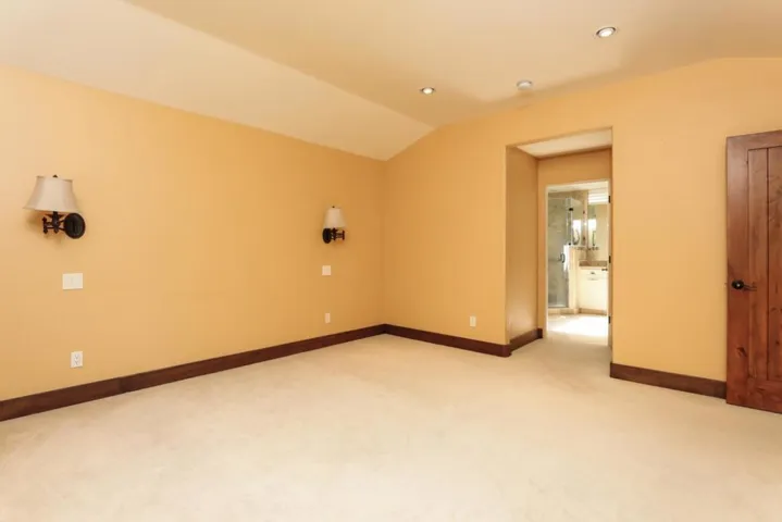 175 Higgins Avenue, Los Altos, California 94022