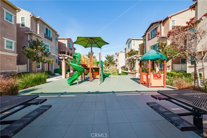 2879 Apricot Lane, Pomona, California 91767