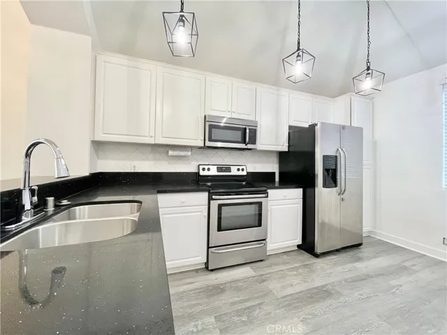 20191 Cape Coral Lane 3-319, Huntington Beach, California 92646