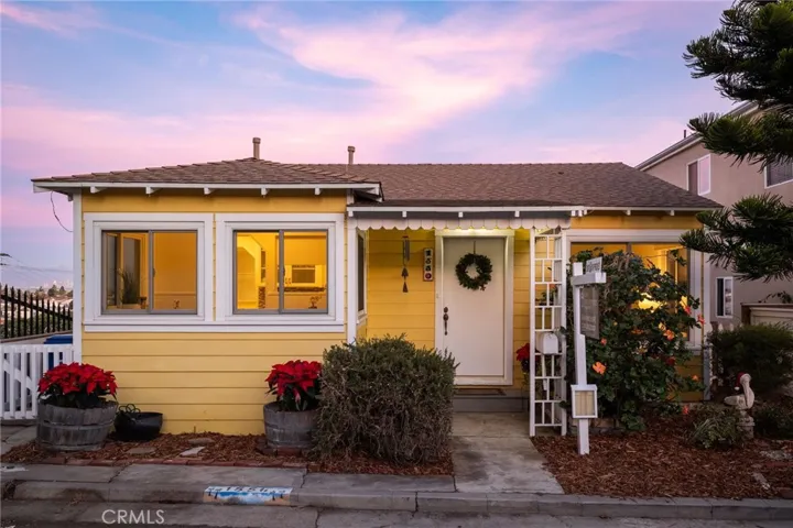 1550 Silver Street, Hermosa Beach, California 90254