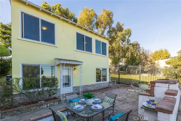 1550 Silver Street, Hermosa Beach, California 90254