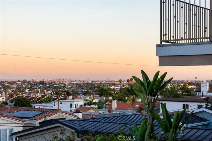 1550 Silver Street, Hermosa Beach, California 90254