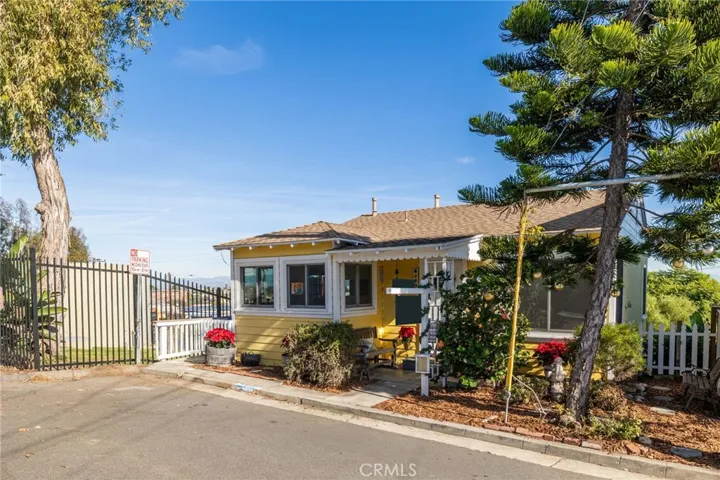 1550 Silver Street, Hermosa Beach, California 90254