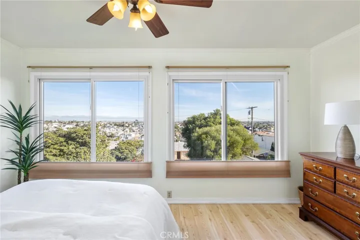 1550 Silver Street, Hermosa Beach, California 90254