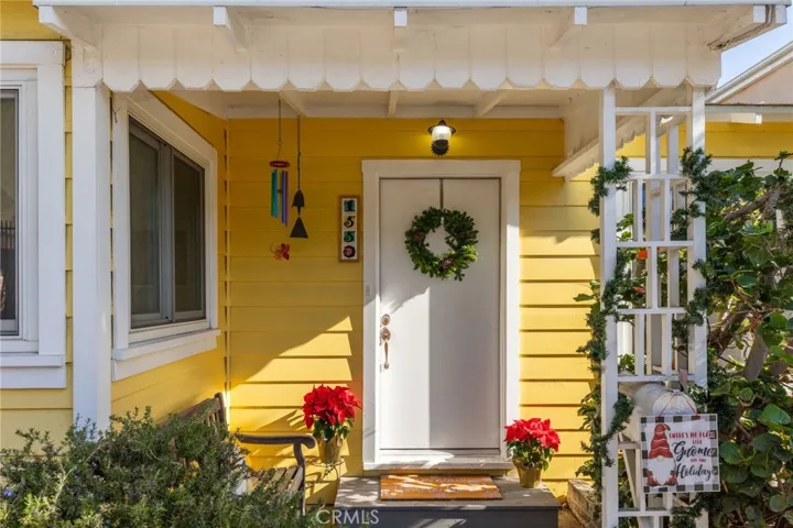 1550 Silver Street, Hermosa Beach, California 90254