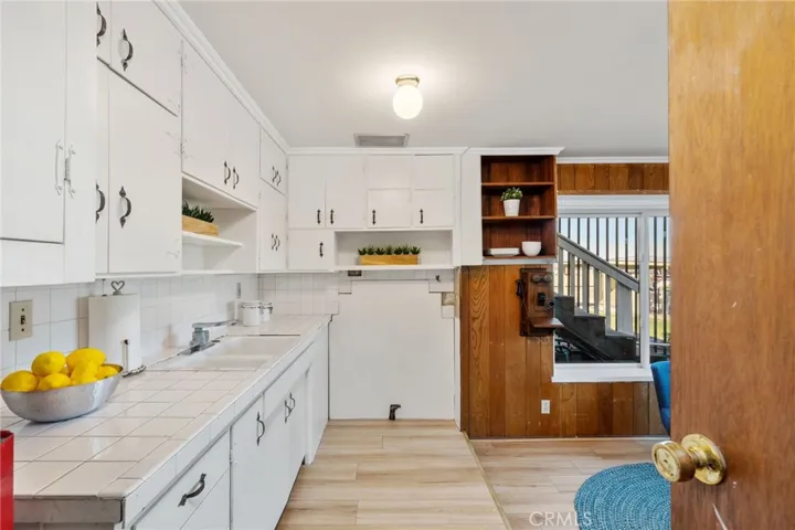 1550 Silver Street, Hermosa Beach, California 90254